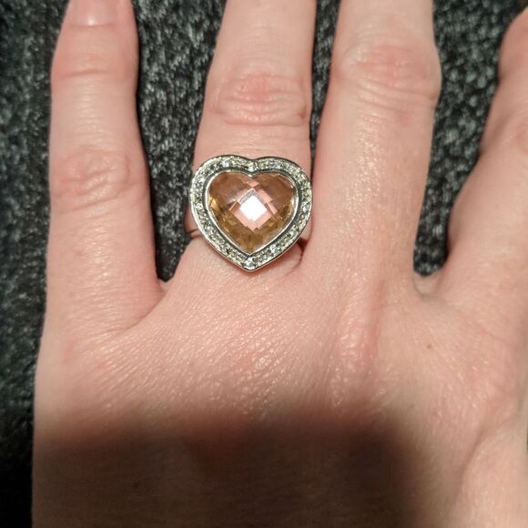 Sterling Silver and Pink Stone heart - Picture 3 of 3